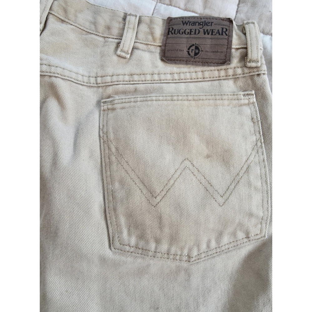 Vintage Wrangler Rugged‎ Wear Mens Beige Tan Denim Shorts Size 38 Made In USA